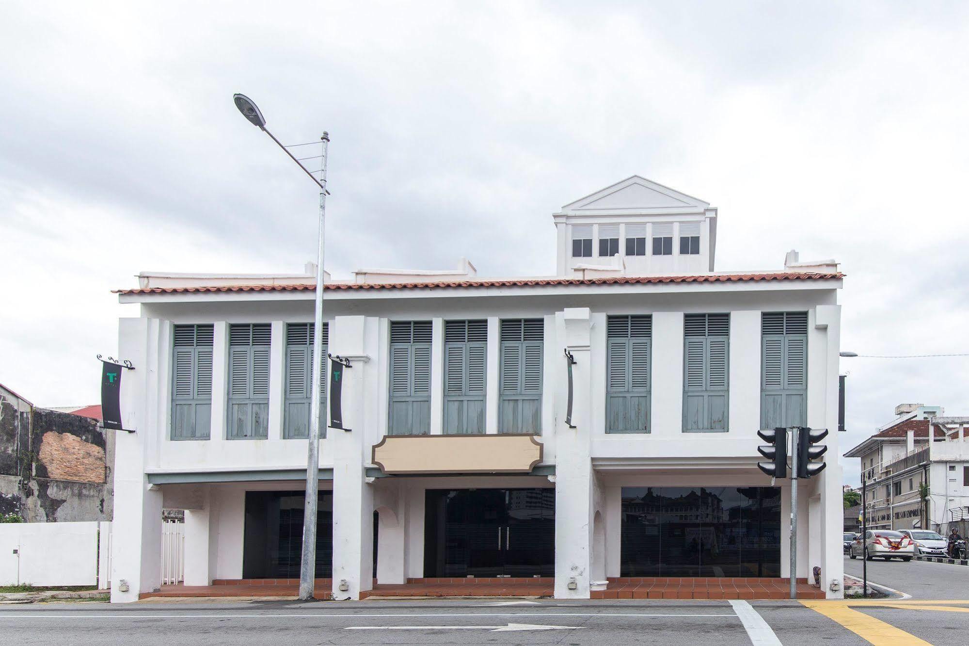 Zen Rooms Macallum George Town Exterior photo